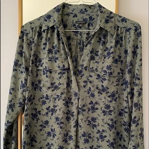 Ann Taylor printed blouse size M
